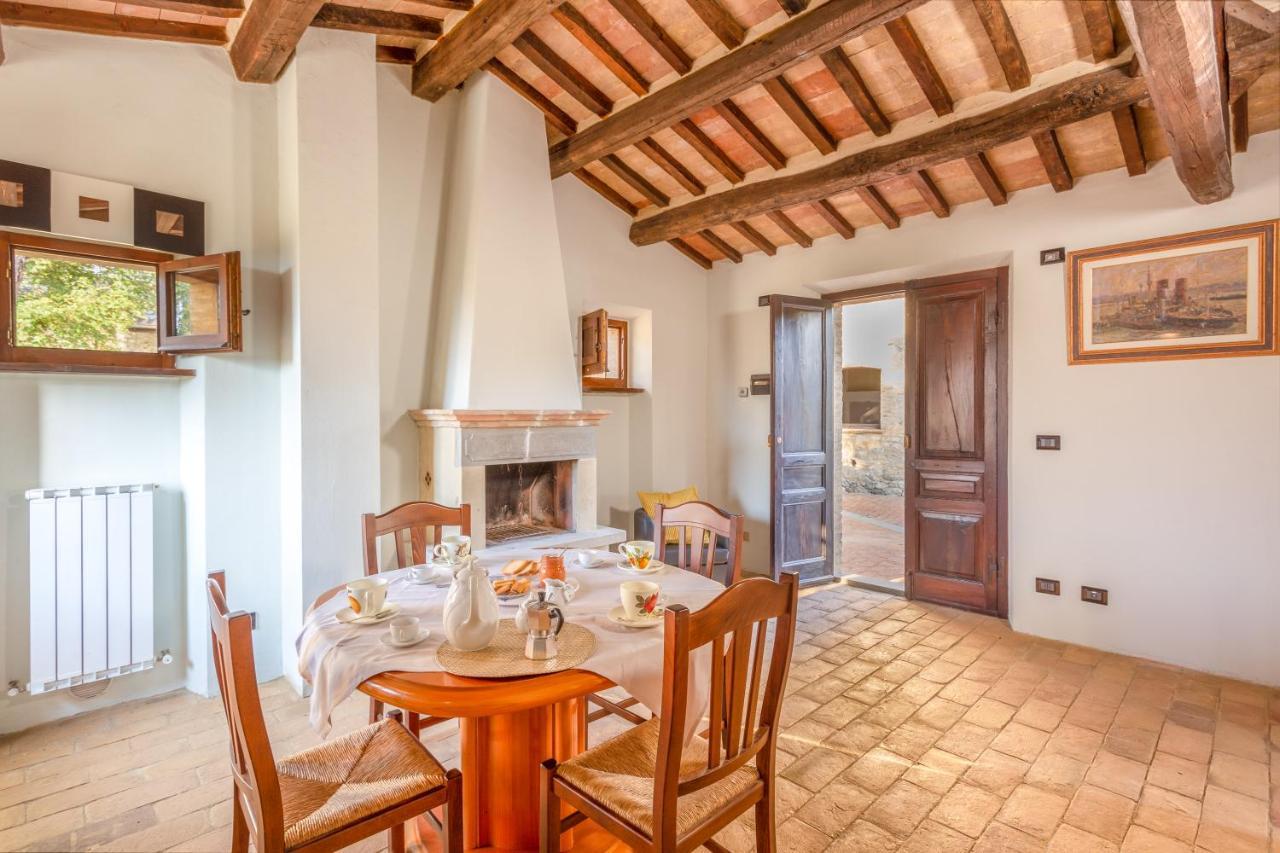 Gh Borgo Pulciano Agriturismo Montone  Exterior photo