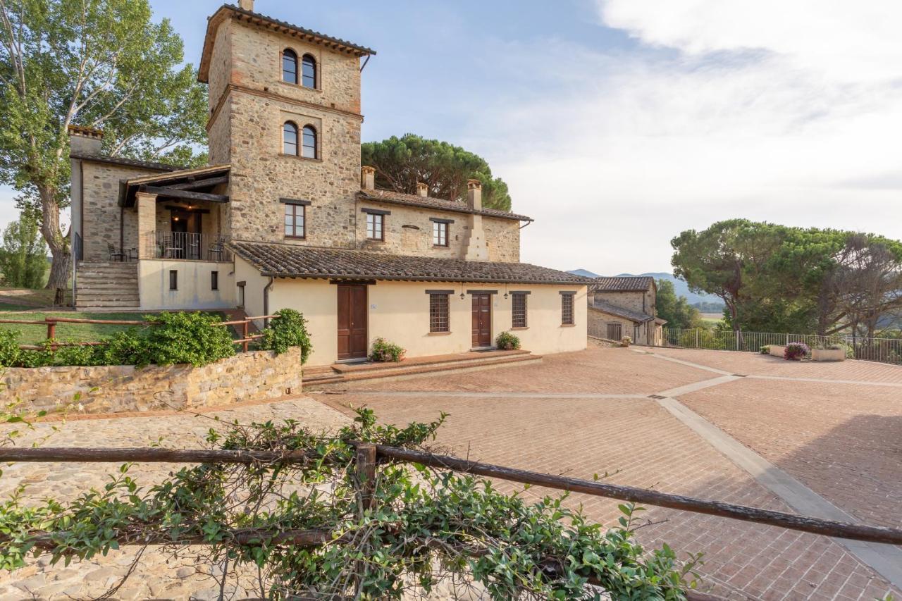 Gh Borgo Pulciano Agriturismo Montone  Exterior photo