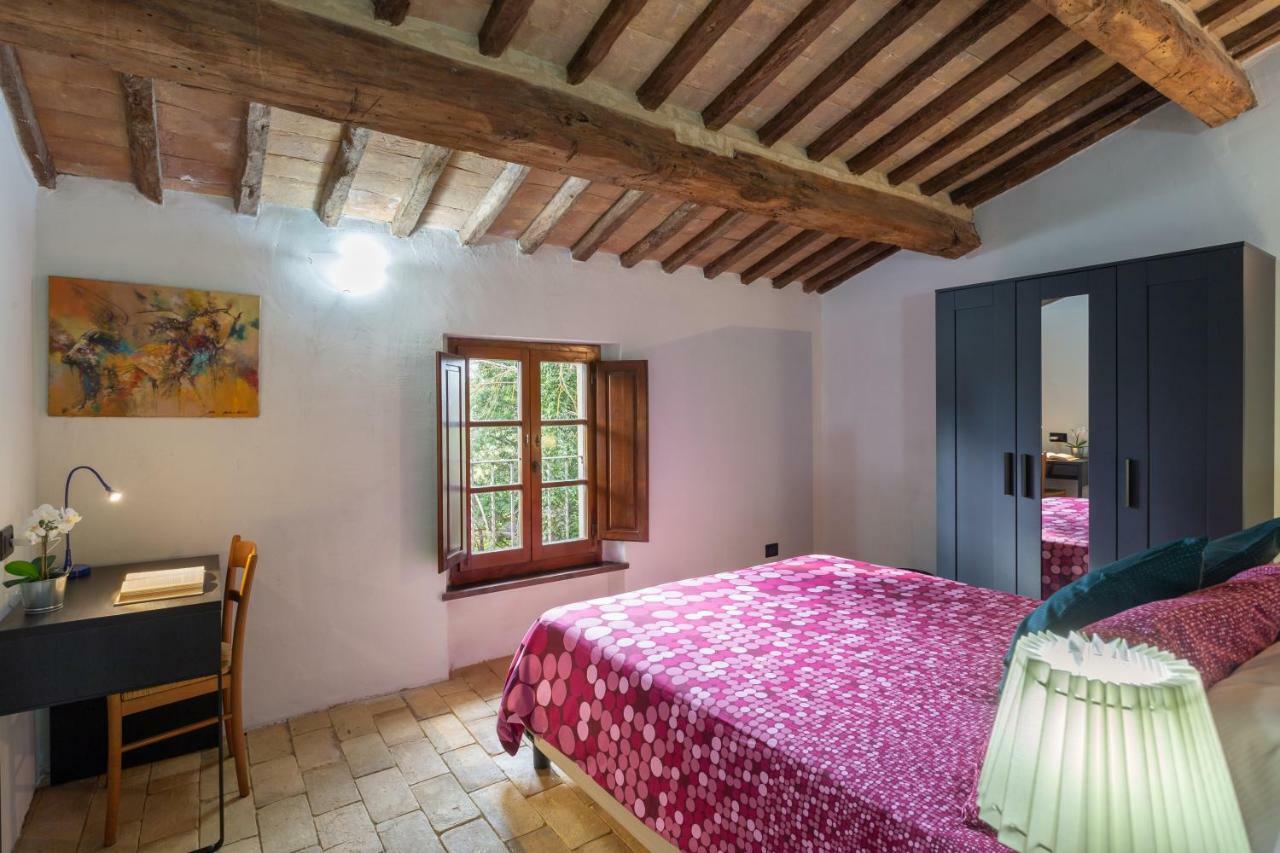 Gh Borgo Pulciano Agriturismo Montone  Exterior photo
