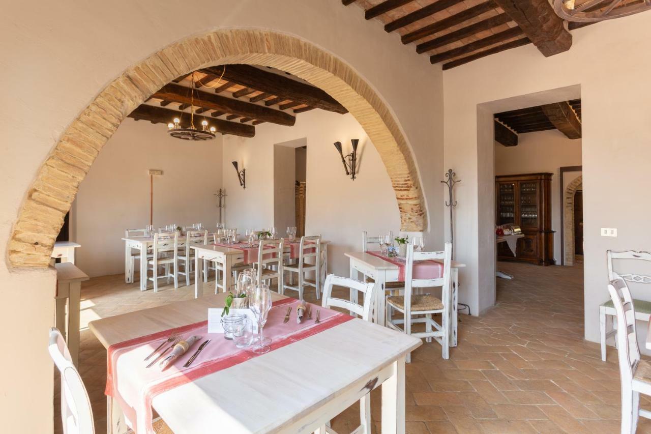 Gh Borgo Pulciano Agriturismo Montone  Exterior photo